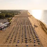 Comfortable In Bibione-beahost شقة
